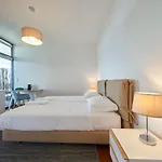 Marina 3*