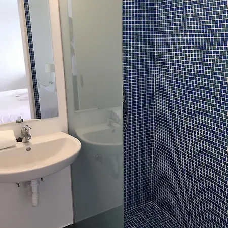Marina בית הארחה